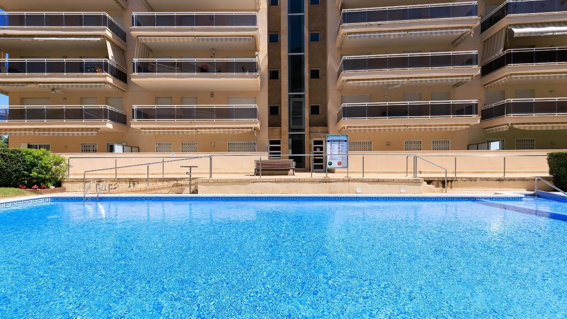 דירות סאלו Ventura 2 Planet Costa Dorada
