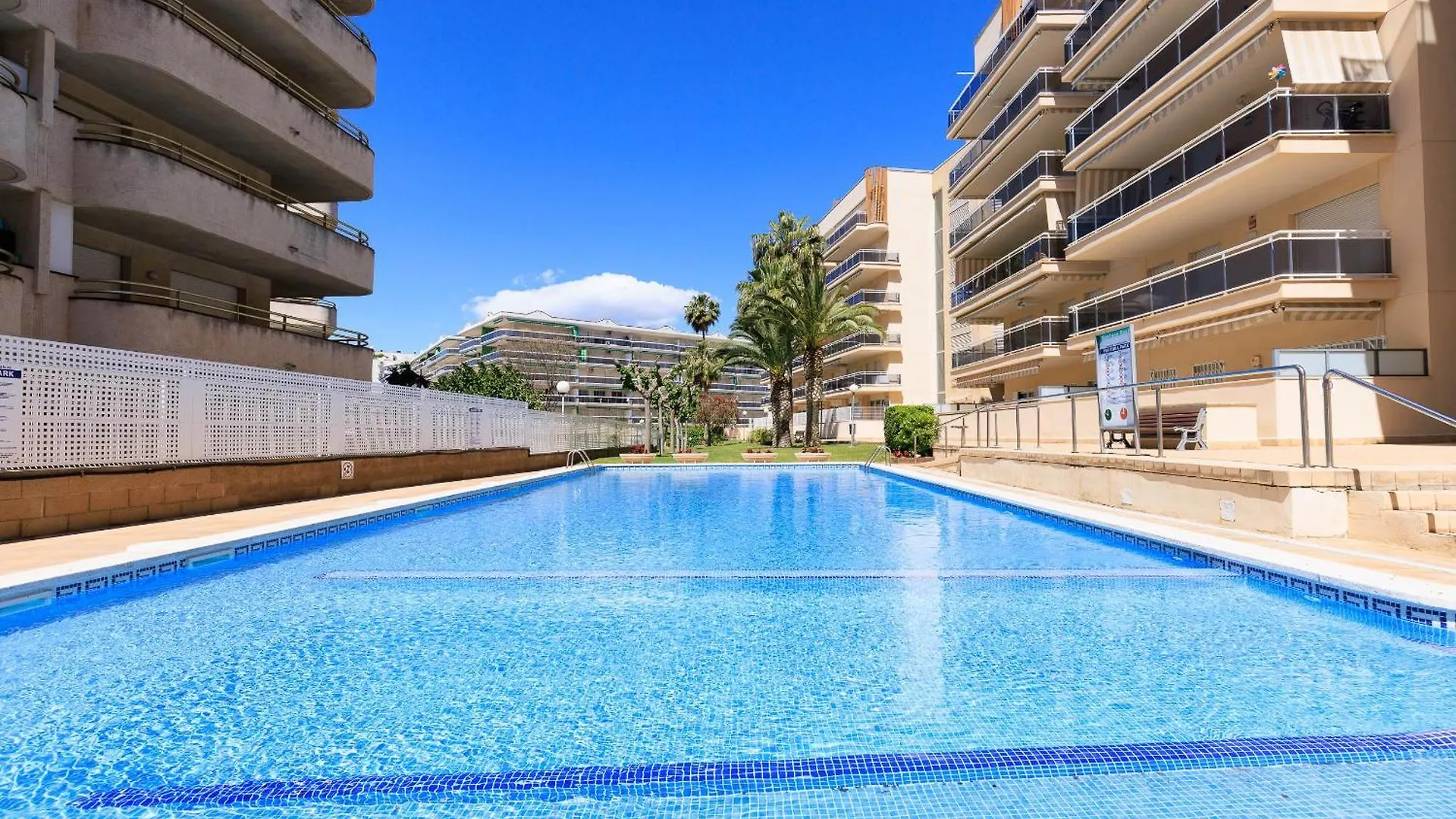 דירות סאלו Ventura 2 Planet Costa Dorada ספרד